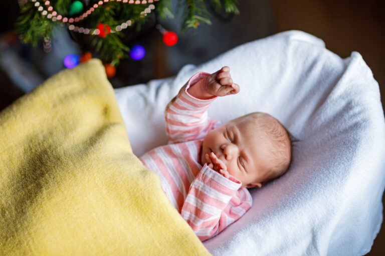 Must-Have Tips For The Holiday Season With A Newborn