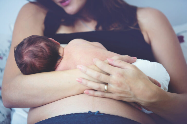 7 Surprising Things About My First Month of Breastfeeding